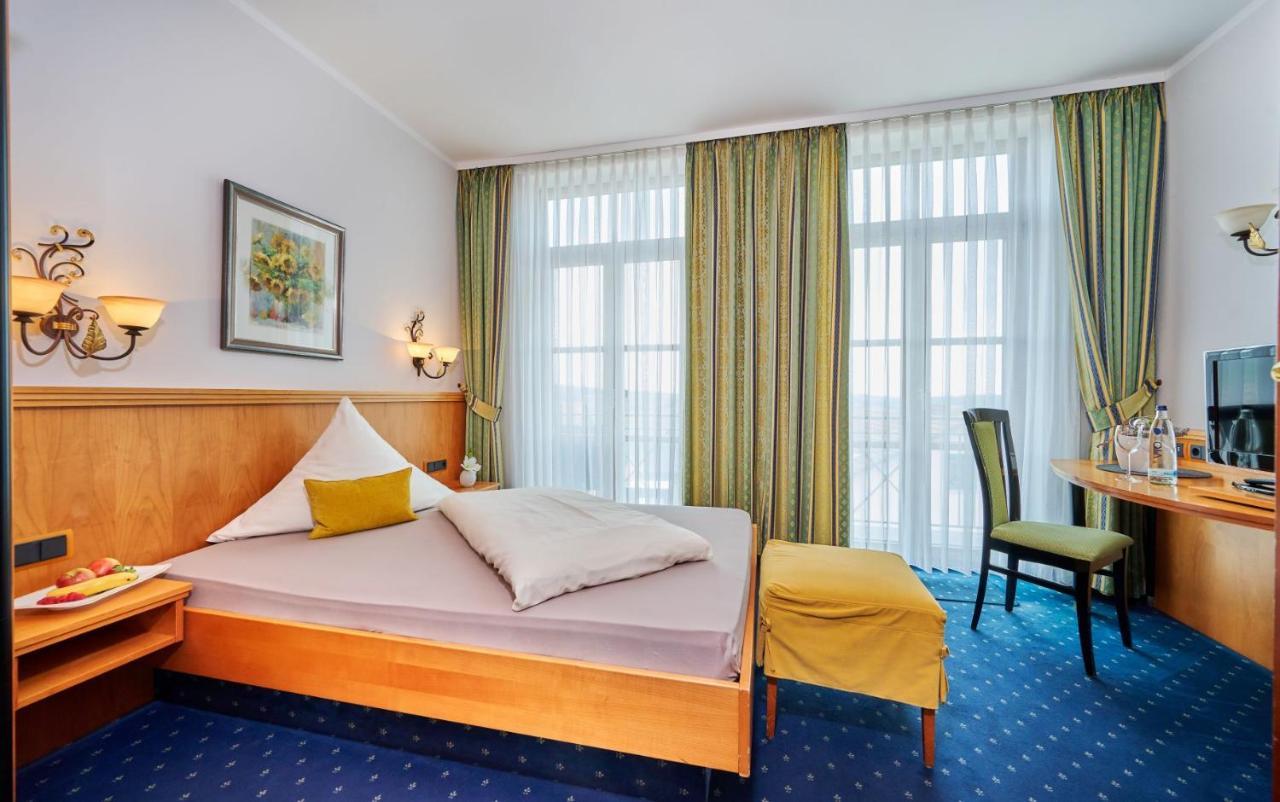 Landhotel Schneider Riedenburg Ngoại thất bức ảnh