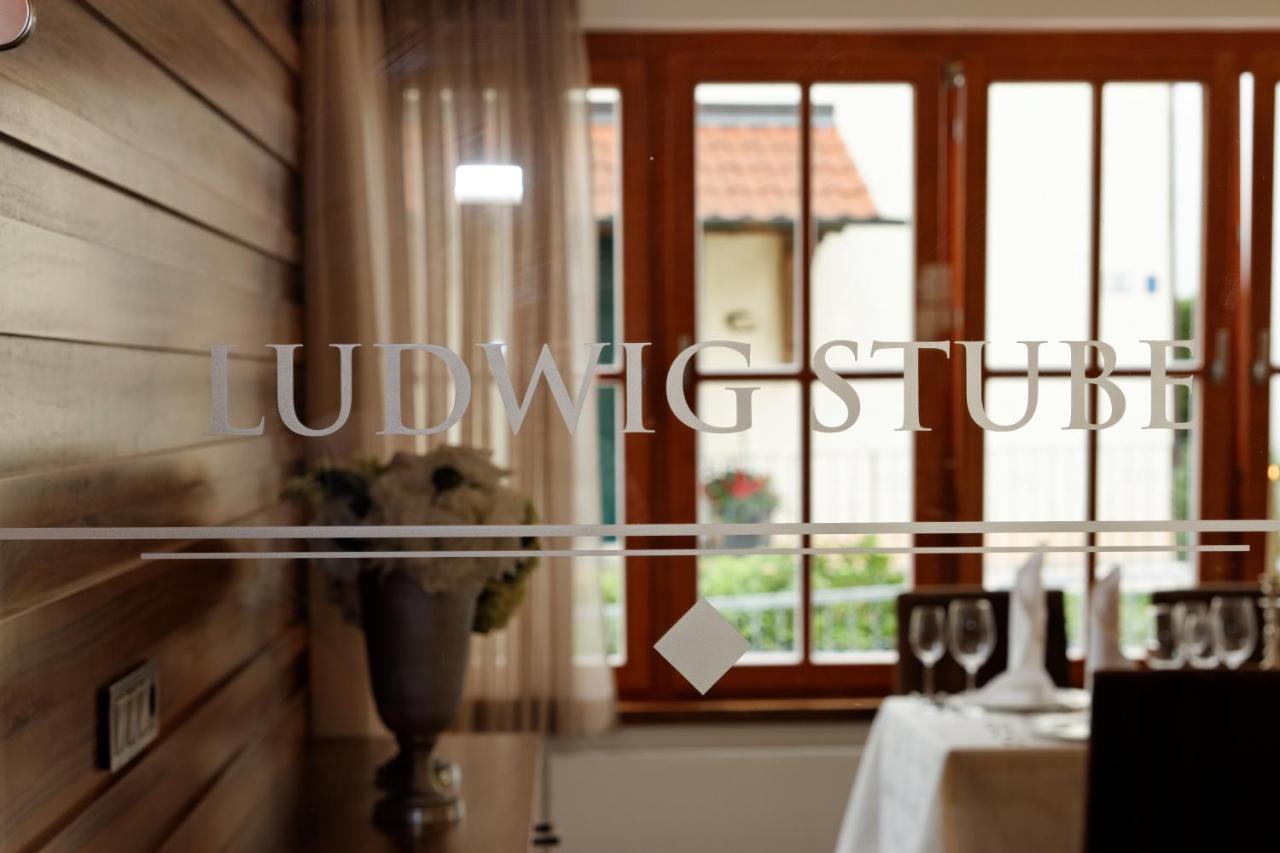 Landhotel Schneider Riedenburg Ngoại thất bức ảnh