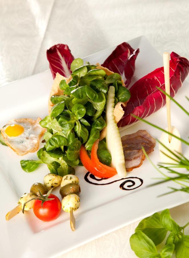 Landhotel Schneider Riedenburg Ngoại thất bức ảnh