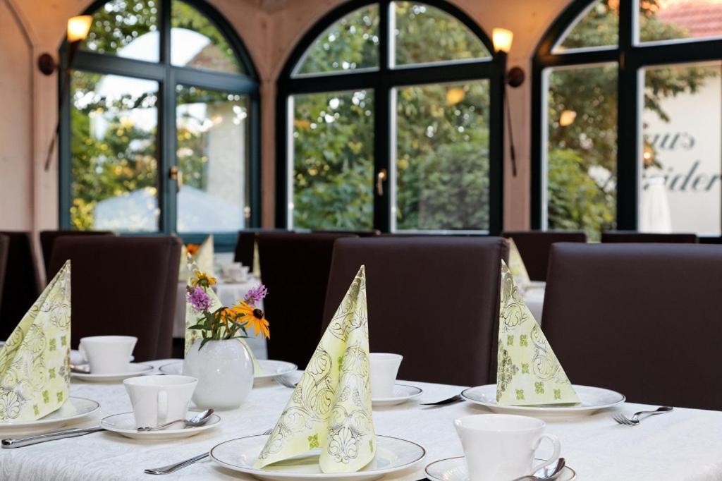 Landhotel Schneider Riedenburg Ngoại thất bức ảnh